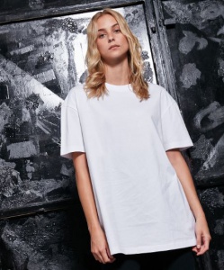 Dames T-Shirt Build Your Brand Oversized BY149